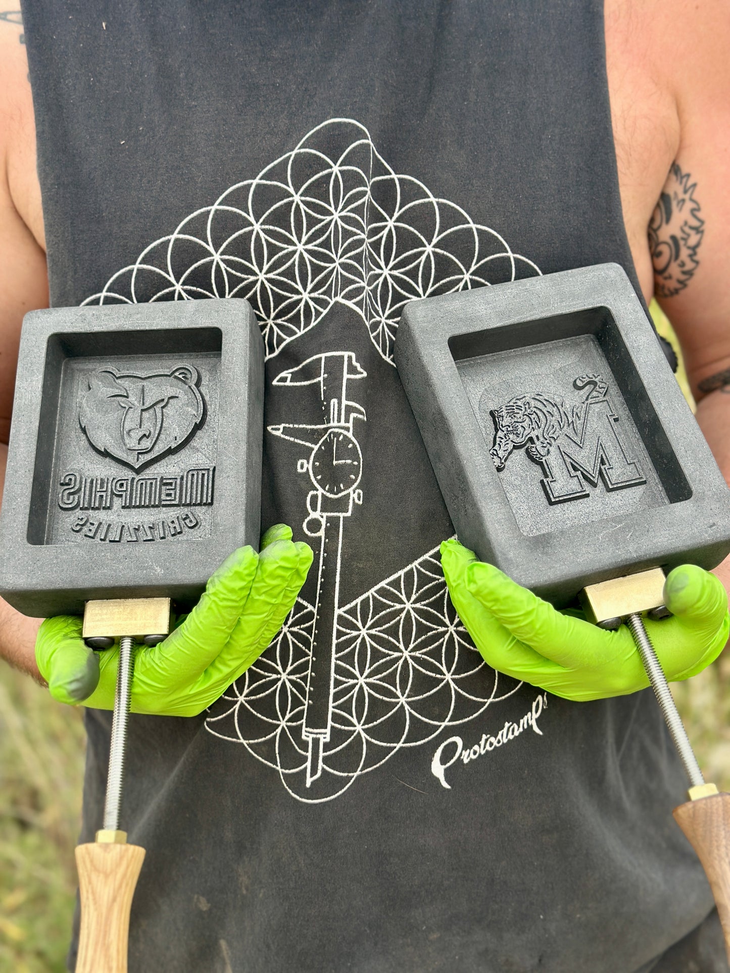 Custom Graphite Pour Mold